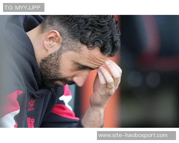 曼联门将巴延德尔在社交媒体上向阿莫林告别并祝福未来一切顺利