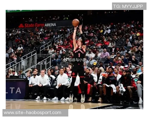 迈尔斯布里奇斯表现平平16投6中仅得15分5篮板三分球命中率不足三成